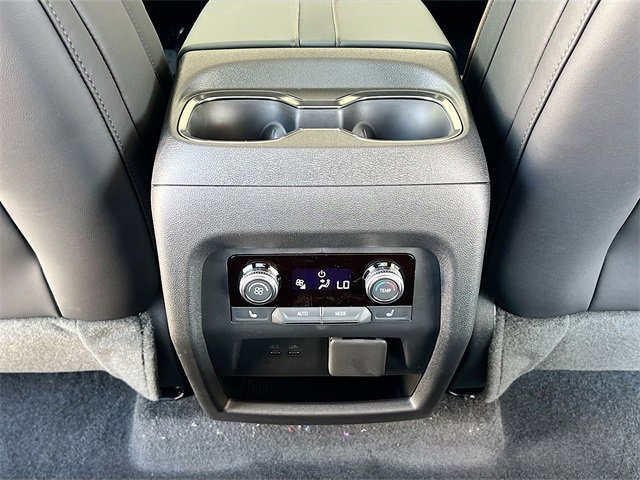 2026 Gmc Acadia AT4 photo 16