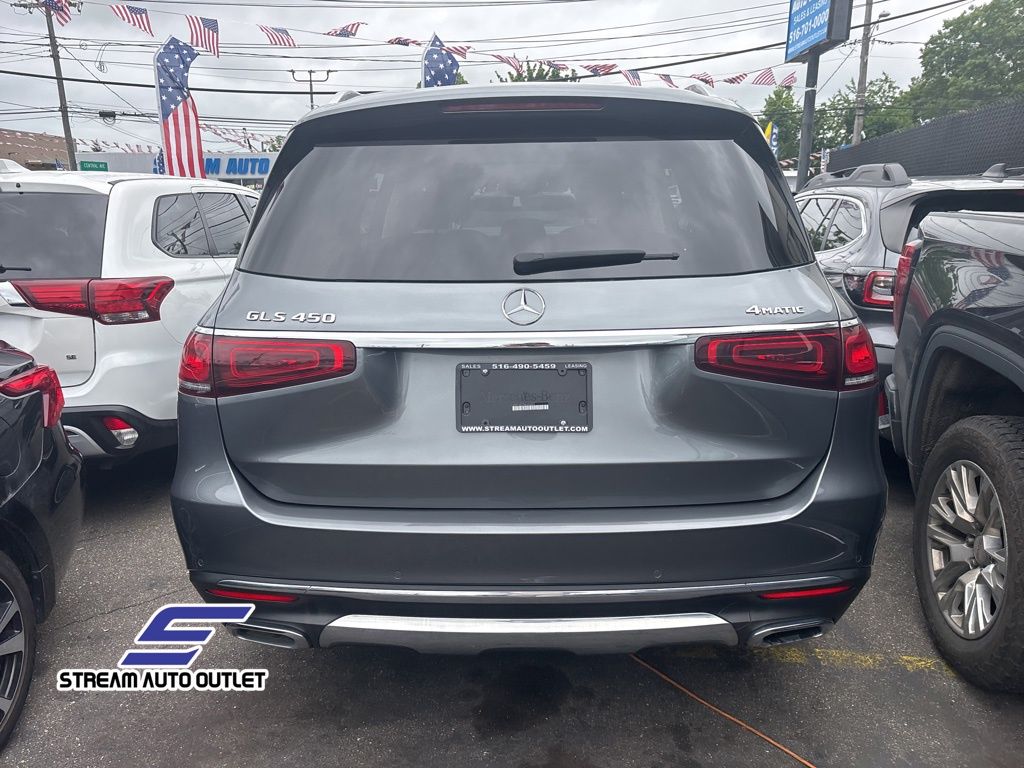 2022 Mercedes Benz GLS 450 4MATIC photo 3
