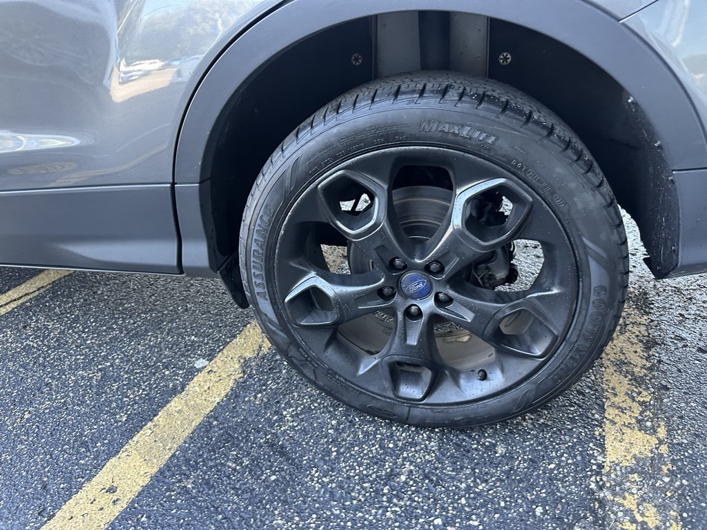 2014 Ford Escape Titanium photo 34