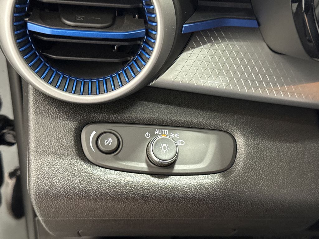 2025 Chevrolet Trax LS photo 14