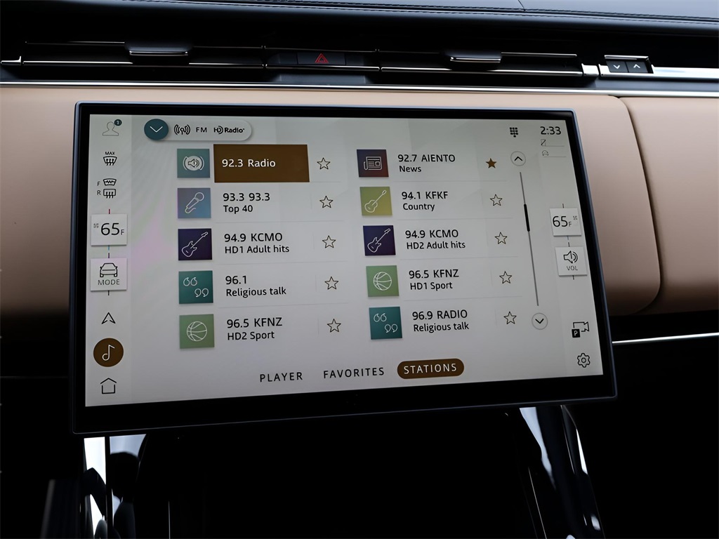 2025 Land Rover Range Rover Sport SE photo 17