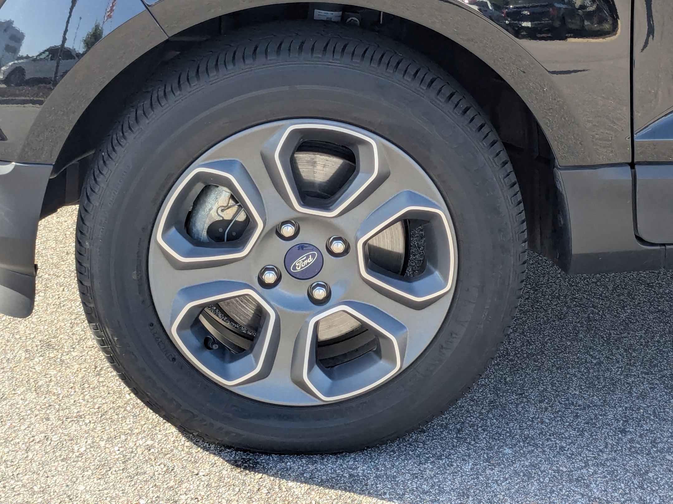 2021 Ford EcoSport S photo 2