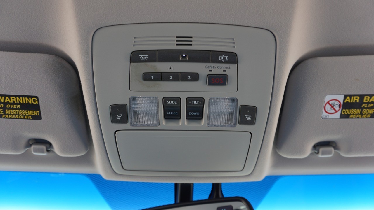 2010 Lexus ES 350 photo 26