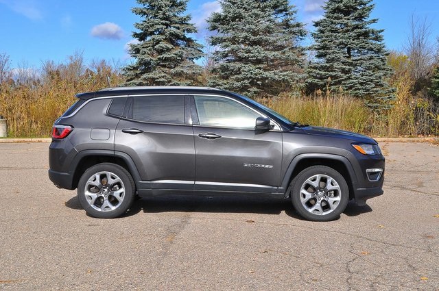 Used 2018 Jeep Compass Limited with VIN 3C4NJDCB4JT423112 for sale in Canton, MI