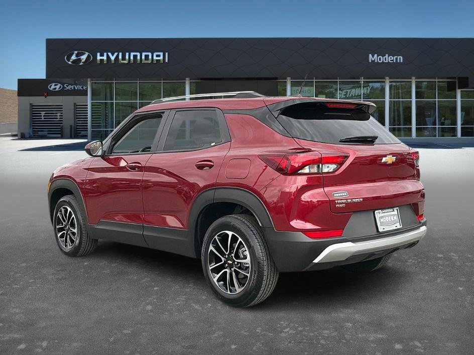 2024 Chevrolet Trailblazer LT photo 4