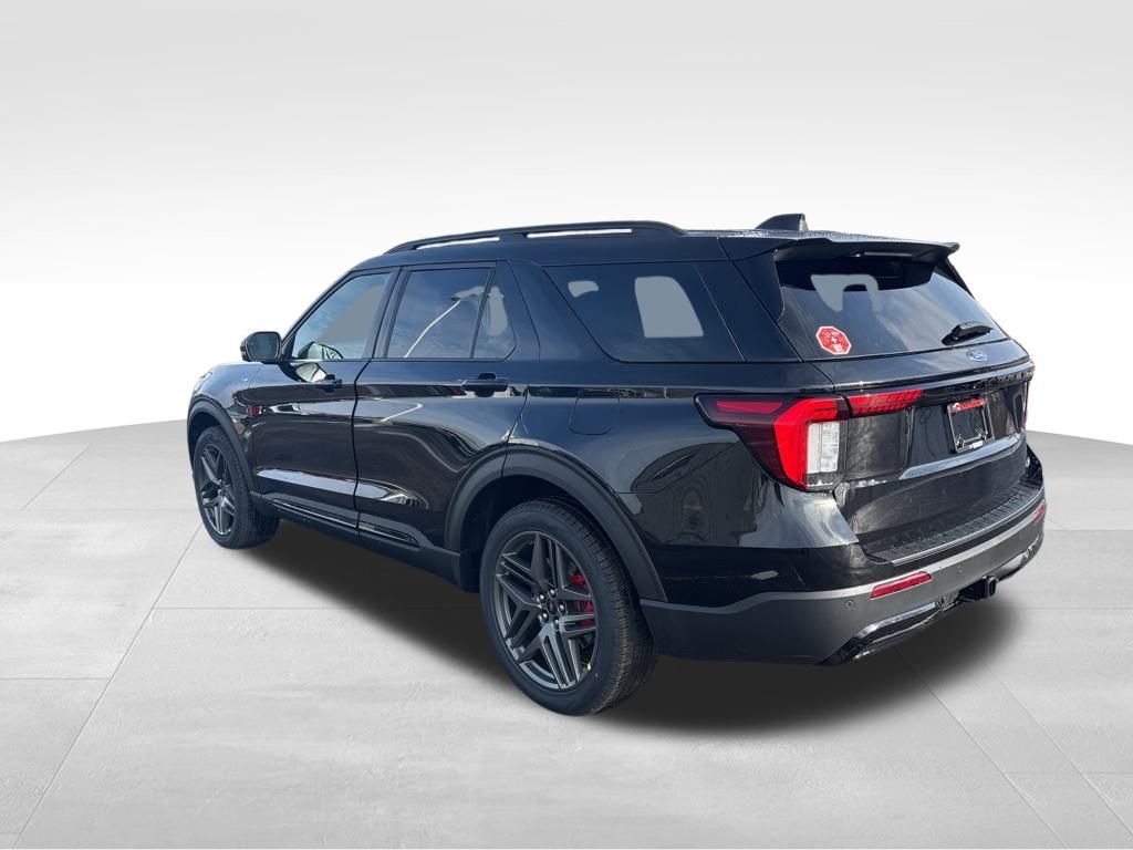 2026 Ford Explorer ST-Line photo 3