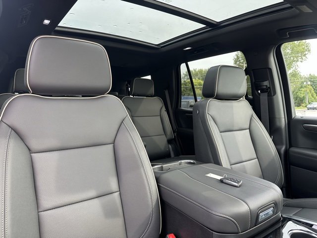 2025 Chevrolet Tahoe Premier photo 7