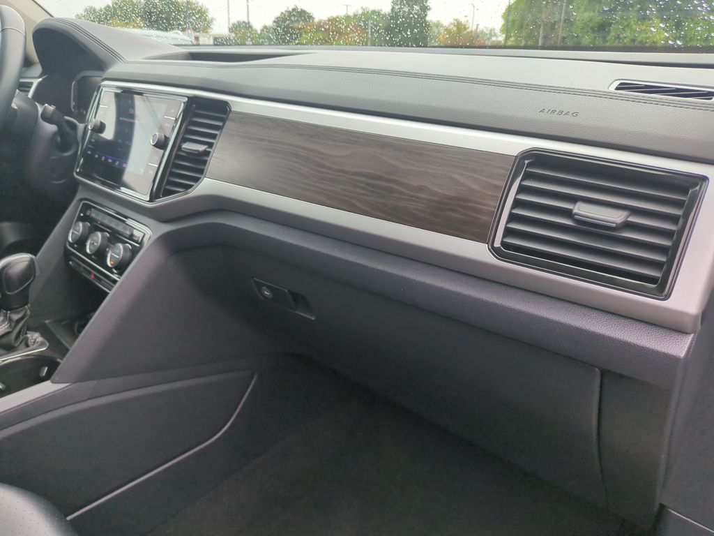 2022 Volkswagen Atlas V6 SE Technology photo 10