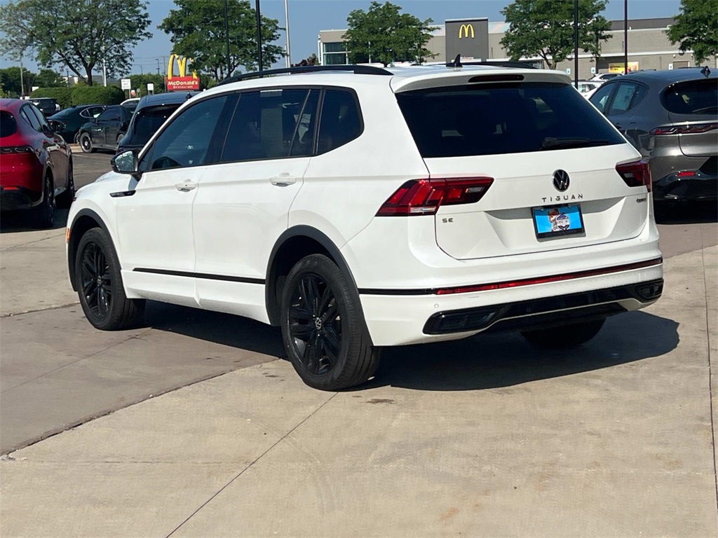 2022 Volkswagen Tiguan SE R-Line Black photo 4