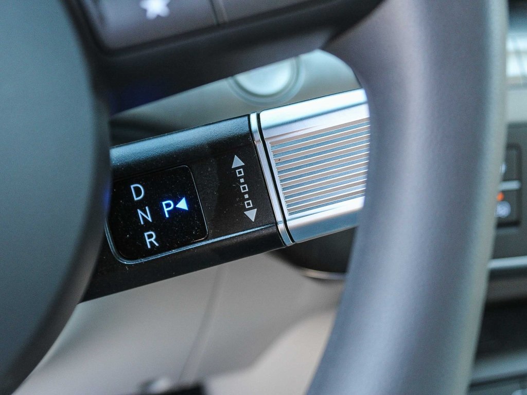 2024 Hyundai Kona Electric SE photo 22