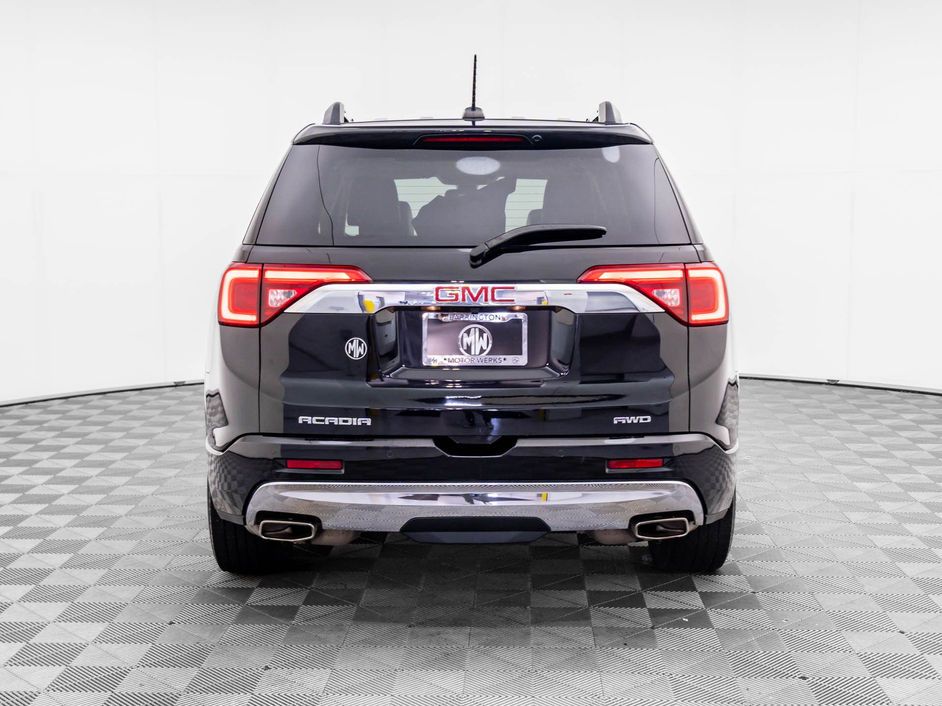 2017 Gmc Acadia Denali photo 3