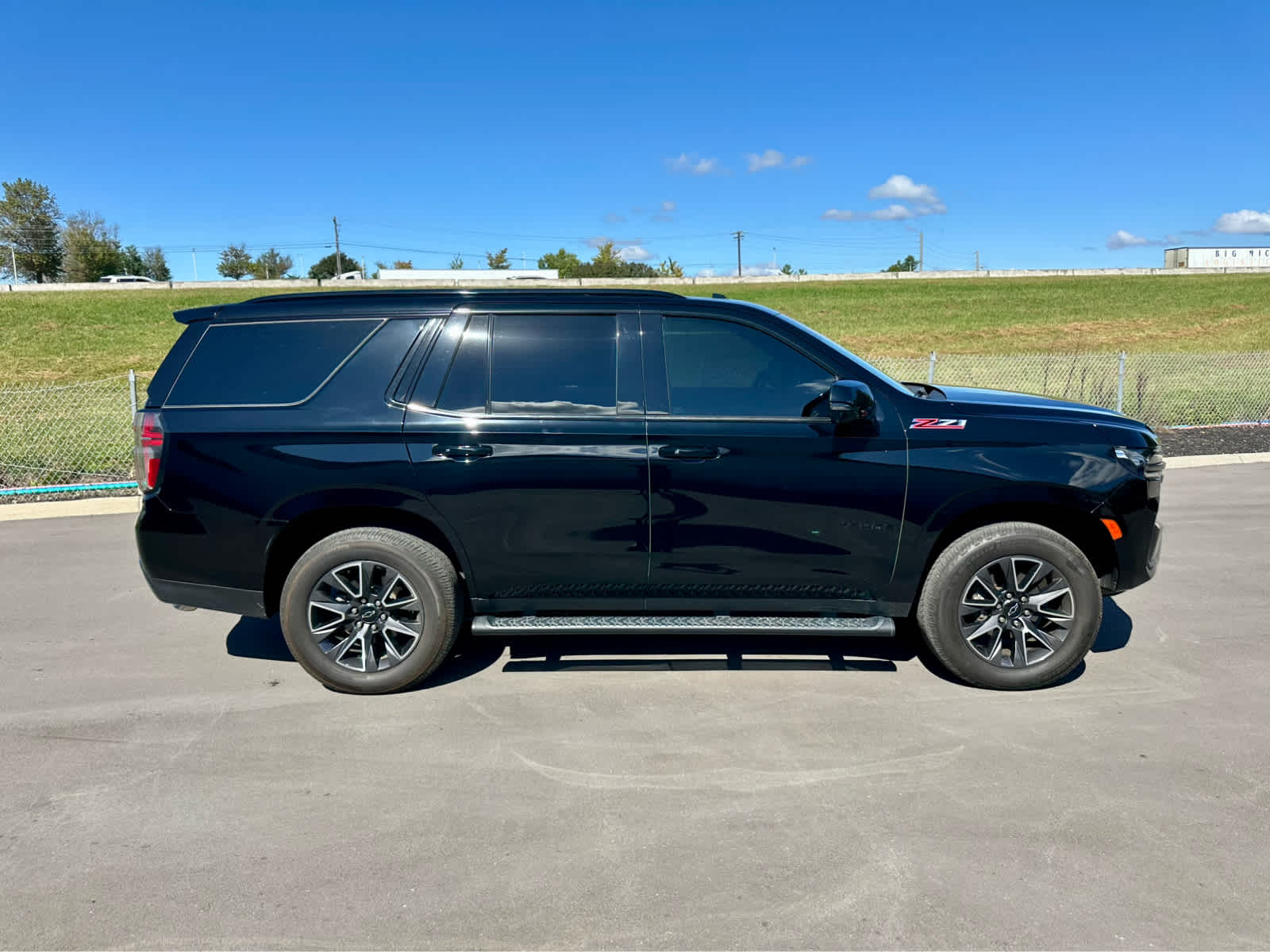 2021 Chevrolet Tahoe Z71 photo 4