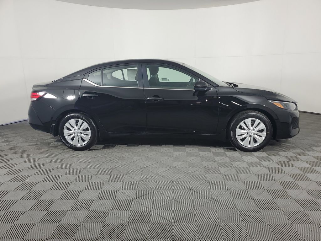 2025 Nissan Sentra S photo 3