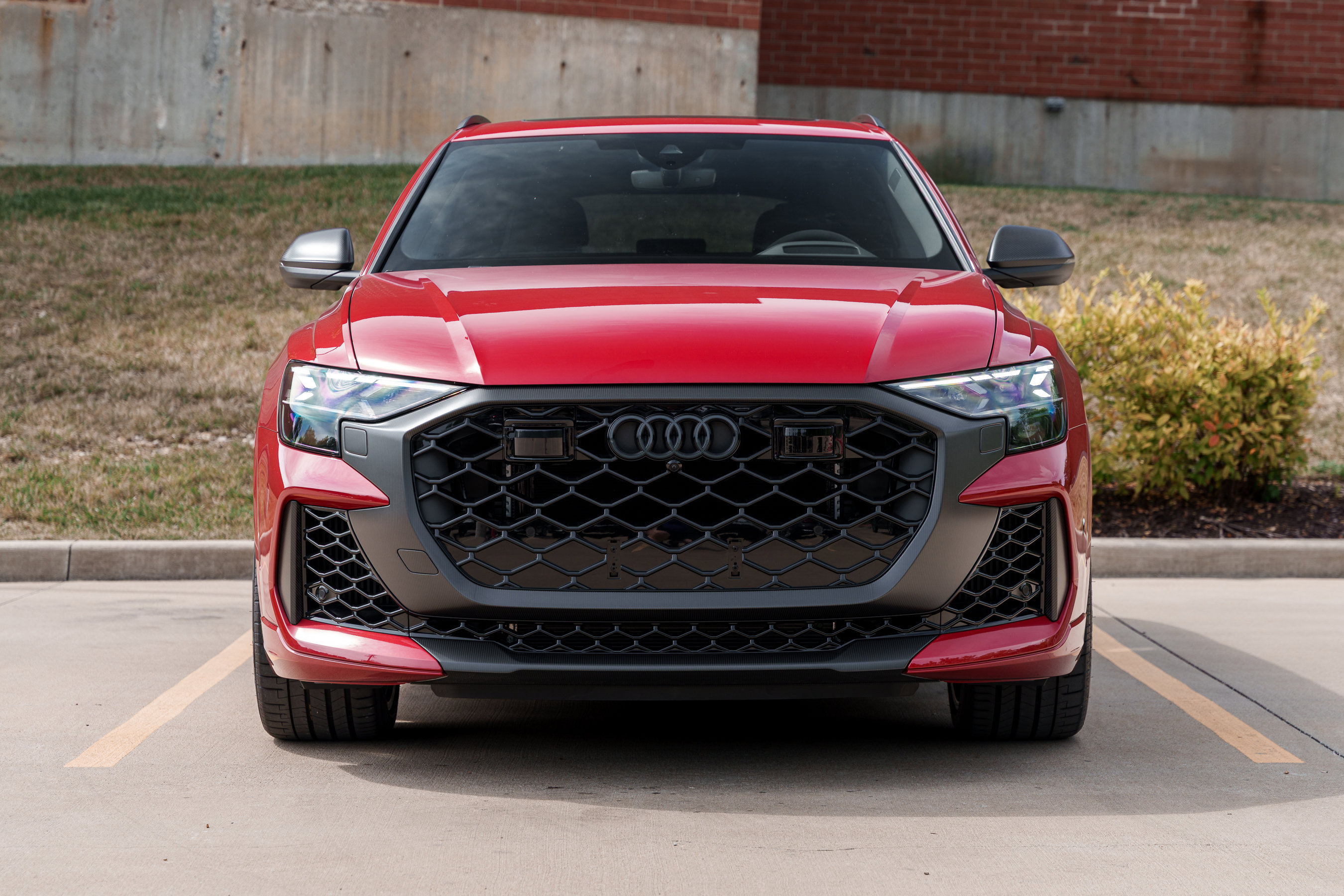 2025 Audi RS Q8 photo 25