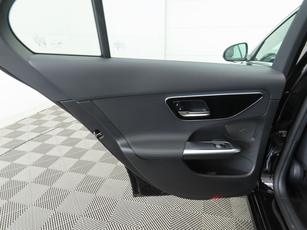 2025 Mercedes Benz C 300 photo 26