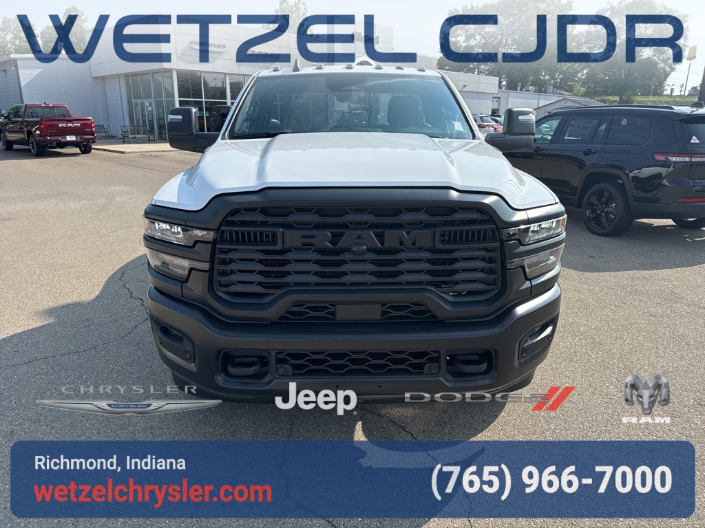2025 Ram 3500 Tradesman photo 2