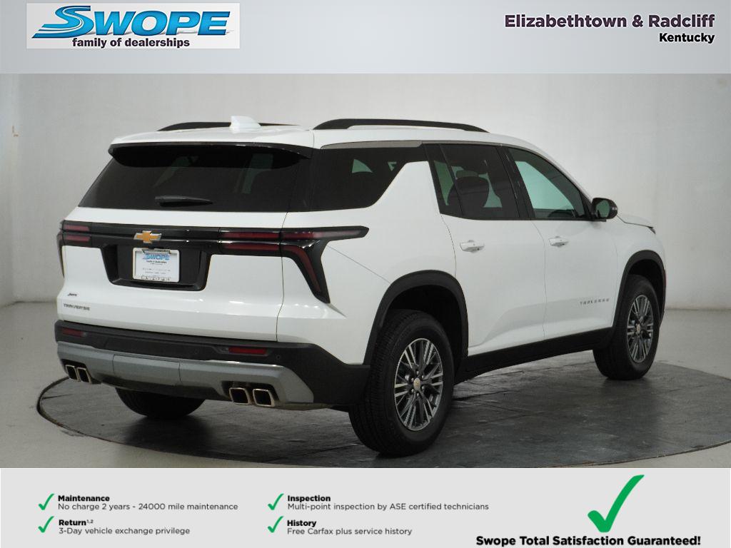 2025 Chevrolet Traverse photo 4