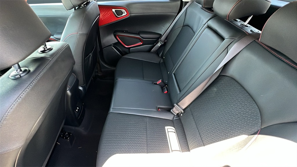 2025 Kia Soul GT-Line photo 5