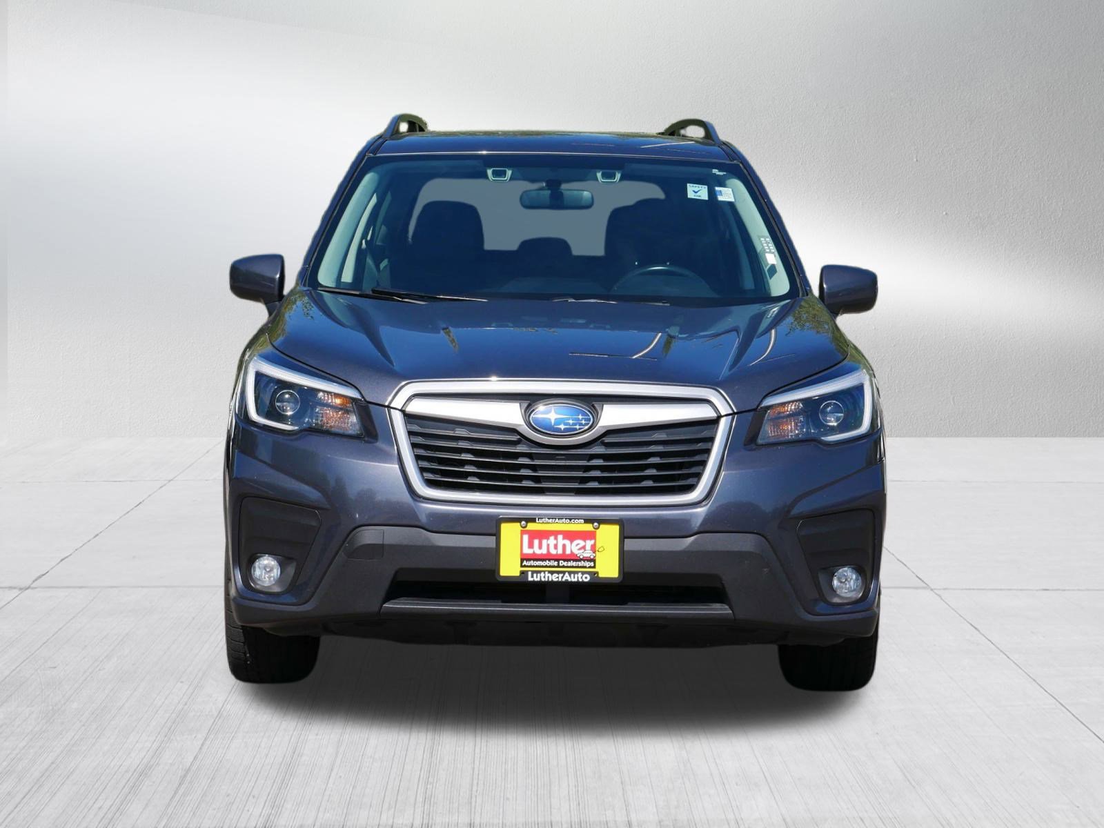 2021 Subaru Forester Premium photo 2