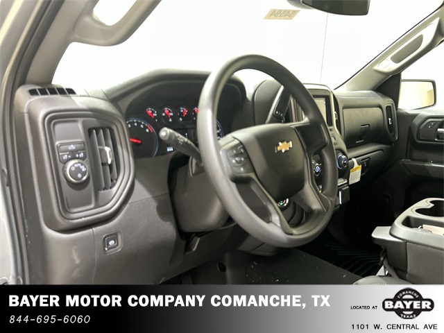 2025 Chevrolet Silverado 1500 Custom photo 9