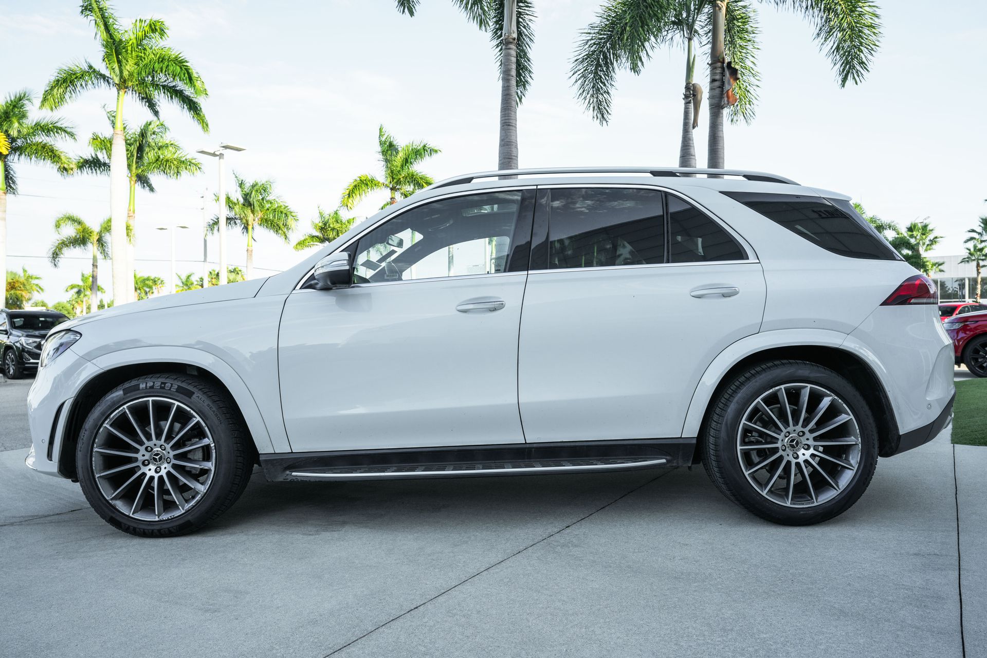 2023 Mercedes Benz GLE 350 4MATIC photo 4