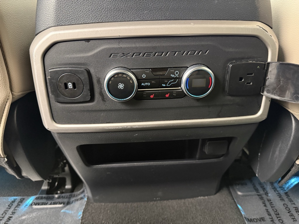2024 Ford Expedition MAX Limited photo 40