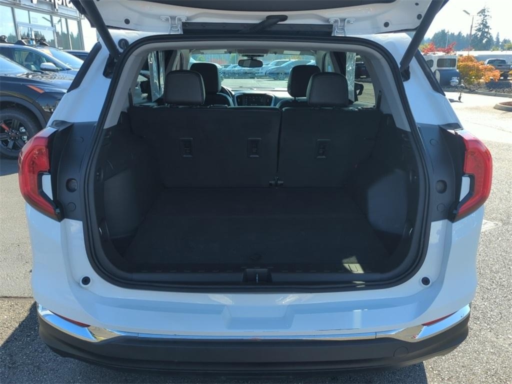 2024 Gmc Terrain SLT photo 26