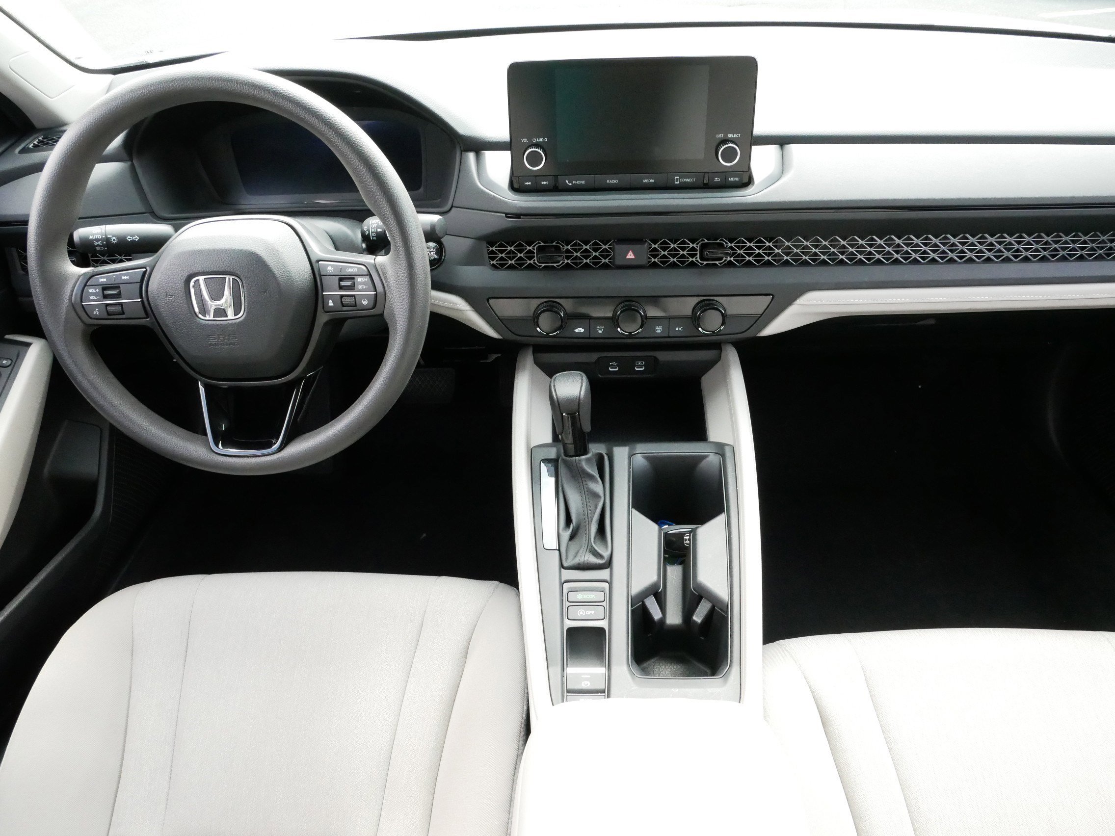 2024 Honda Accord LX photo 8