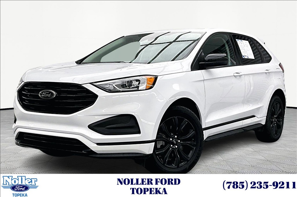 2022 Ford Edge SE's photo