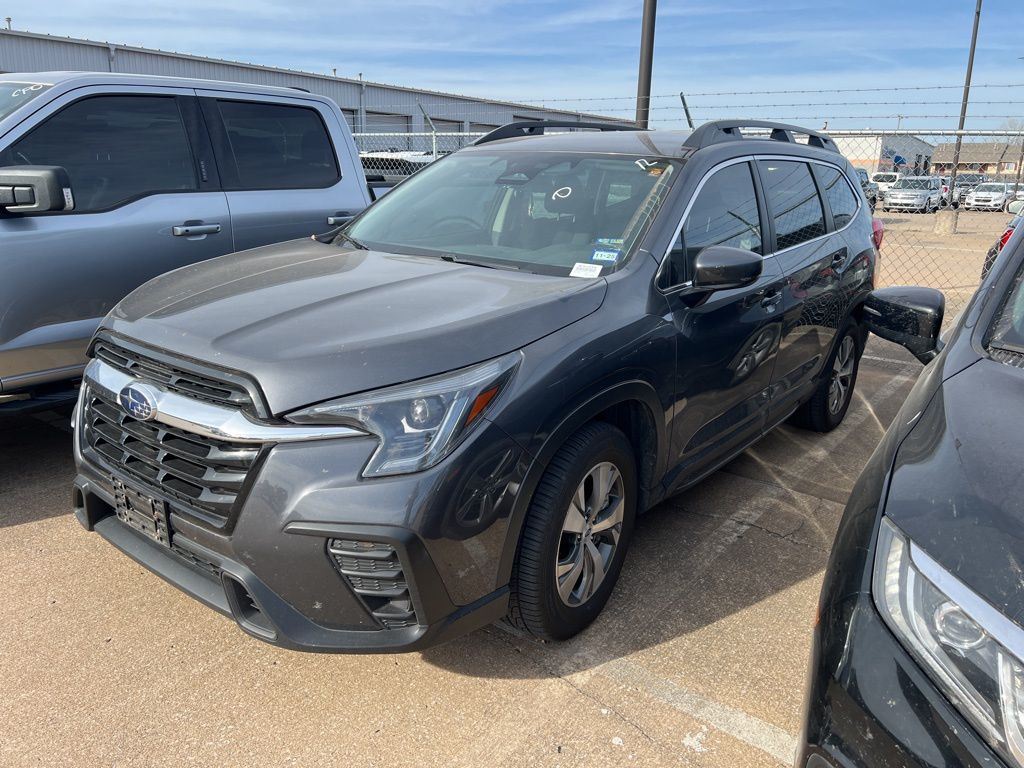 2024 Subaru Ascent Premium's photo