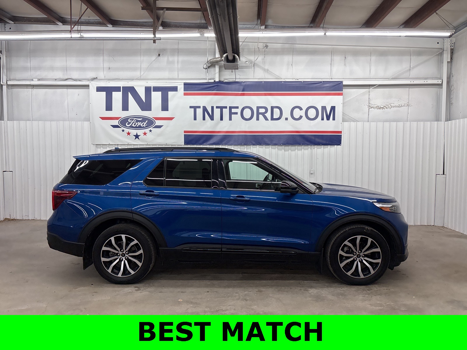 2020 Ford Explorer ST's photo