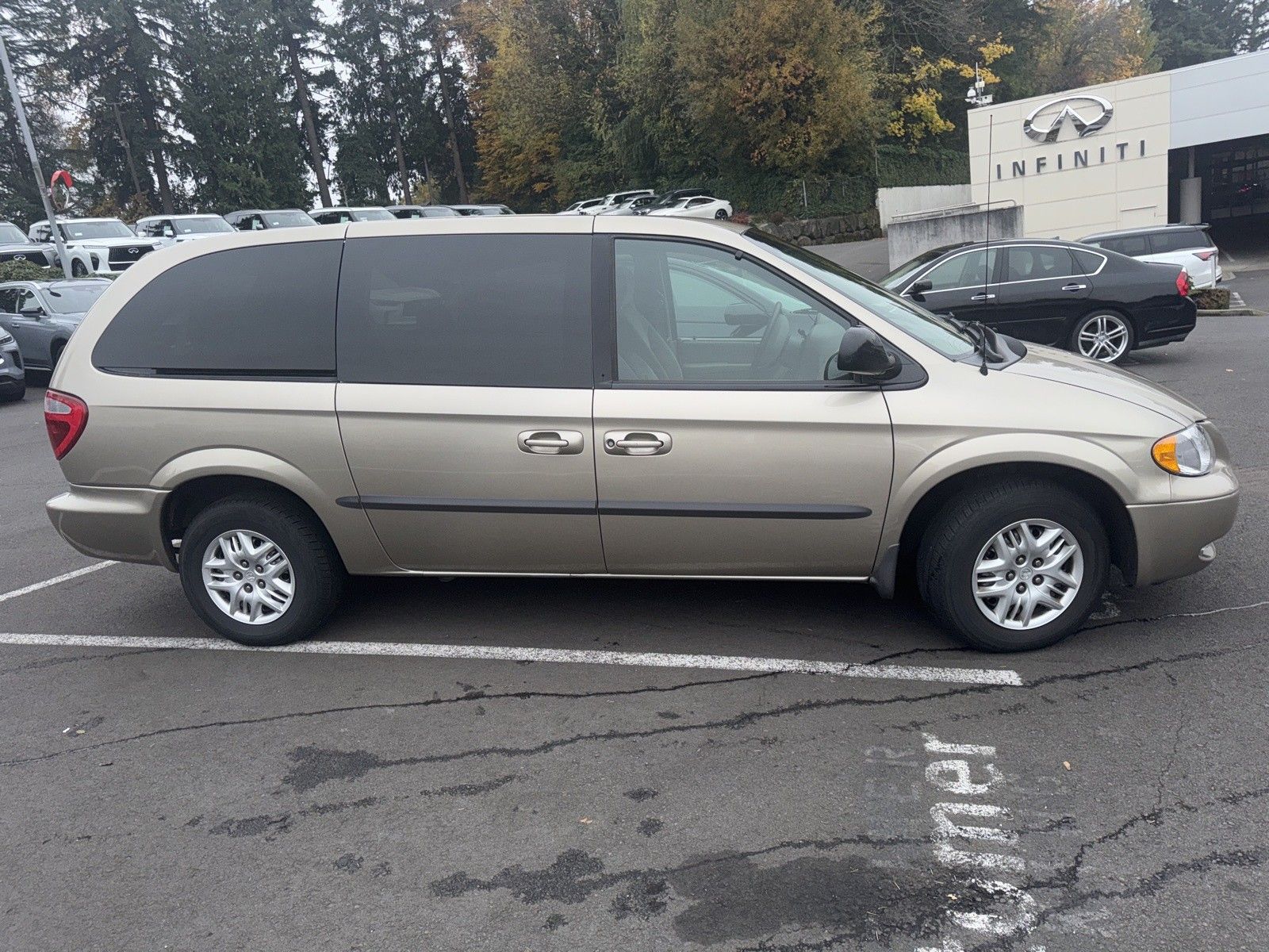 2002 Dodge Grand Caravan Sport photo 4