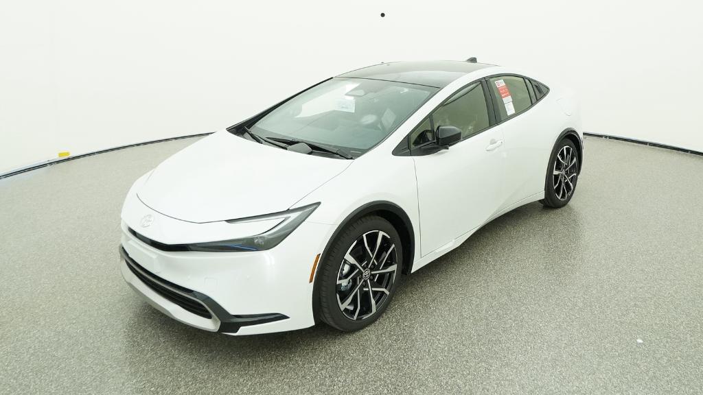 2026 Toyota Prius XSE's photo