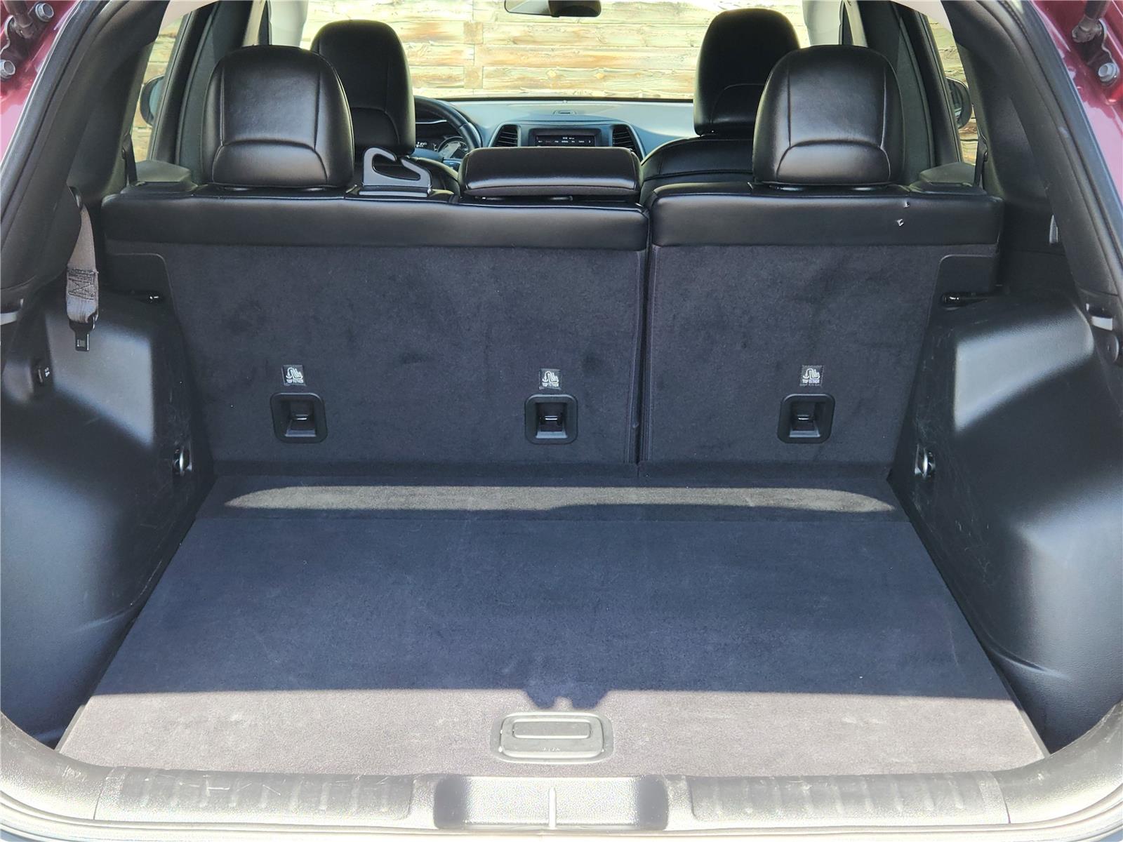 2019 Jeep Cherokee Latitude photo 11