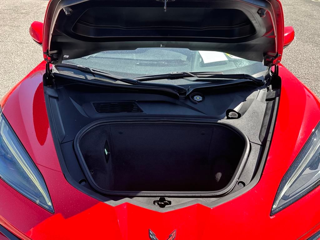 2020 Chevrolet Corvette Stingray 2LT photo 19