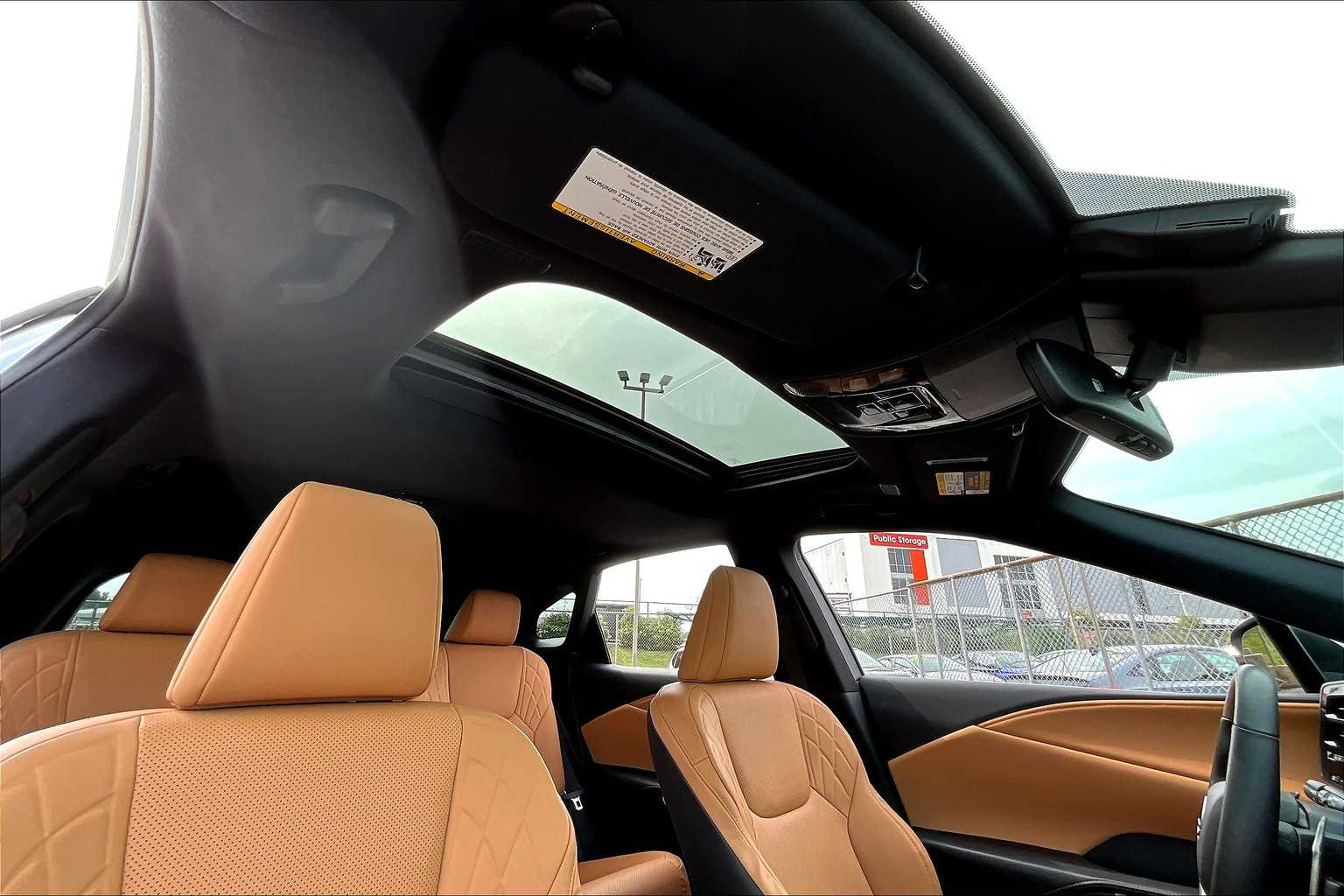 2023 Lexus RX Premium AWD photo 12