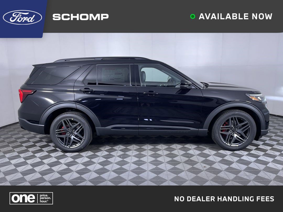 2025 Ford Explorer ST's photo