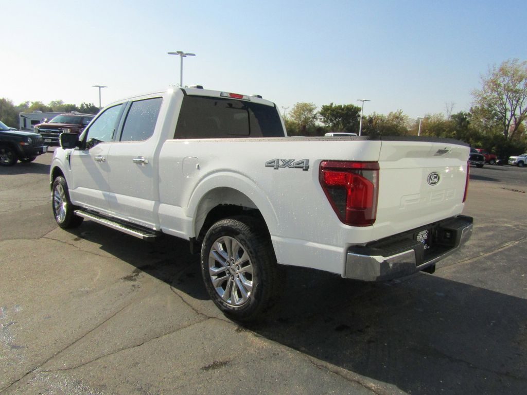 2024 Ford F-150 XLT photo 4