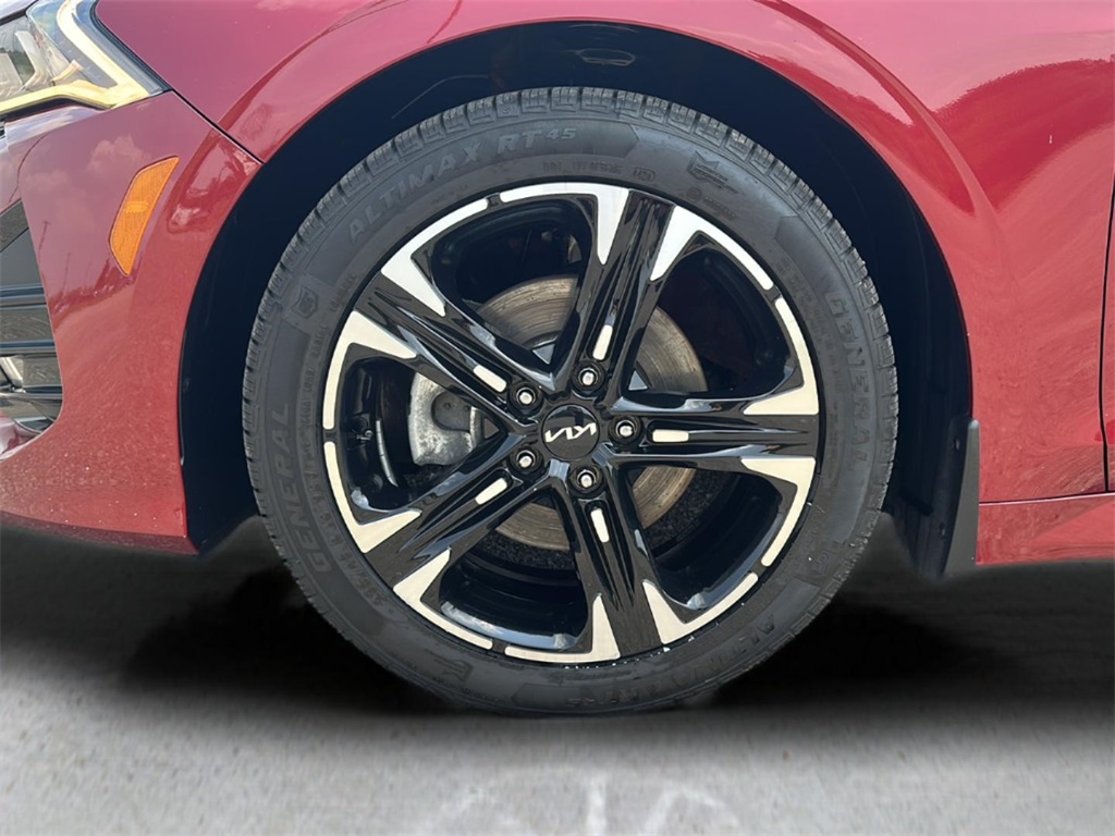 2022 Kia K5 GT-Line photo 26
