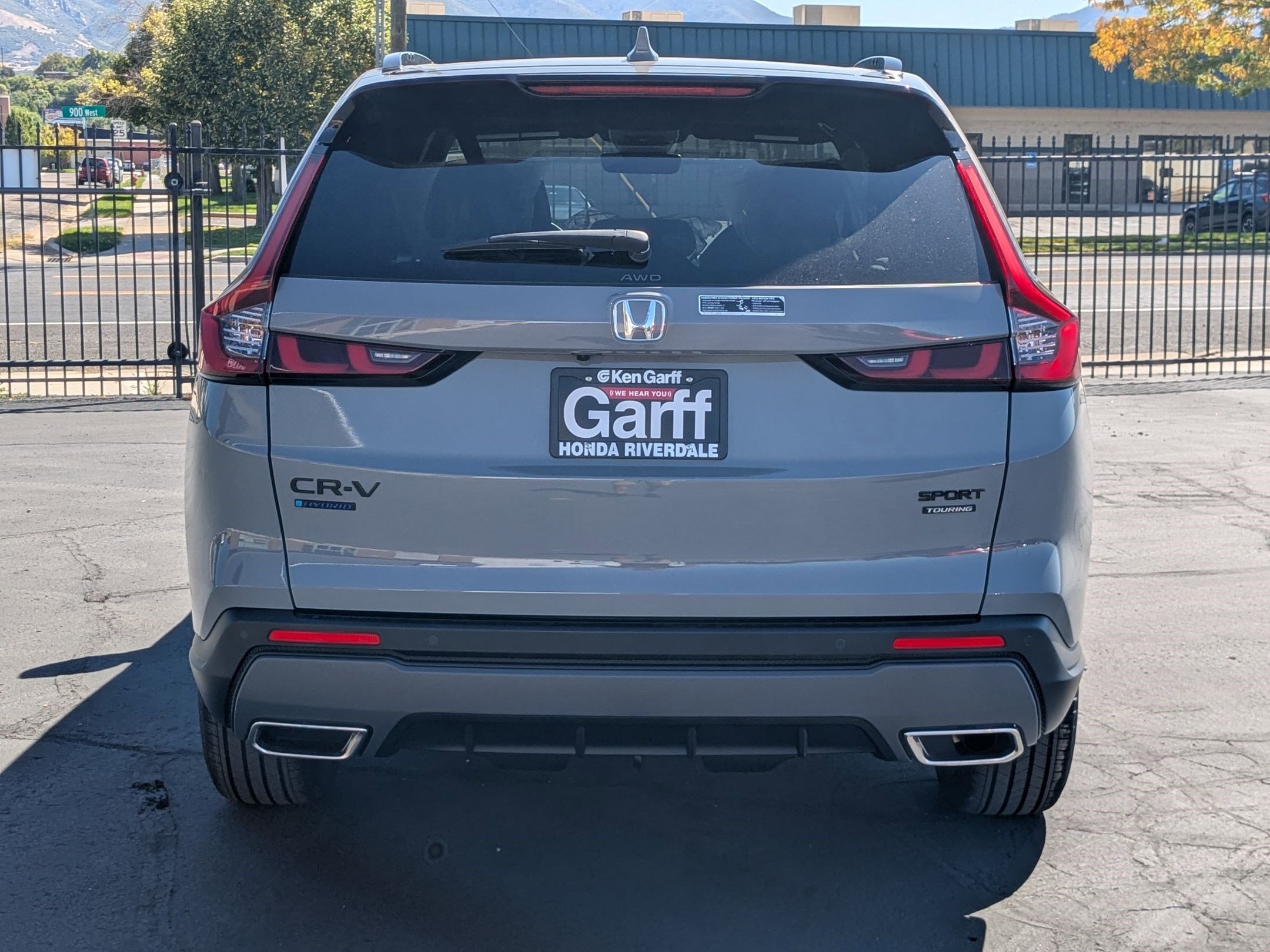 2026 Honda CR-V Sport Touring Hybrid photo 4