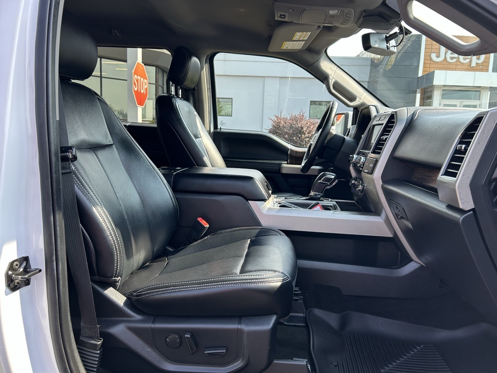 2019 Ford F-150 Lariat photo 31