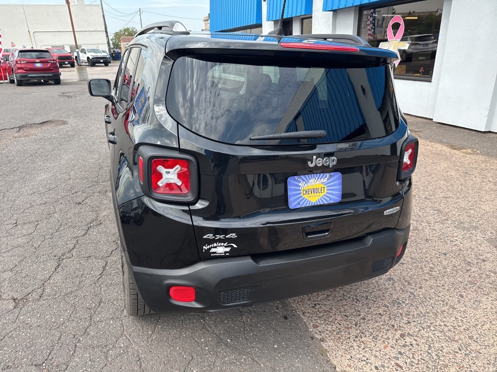 2018 Jeep Renegade Latitude North Edition photo 12