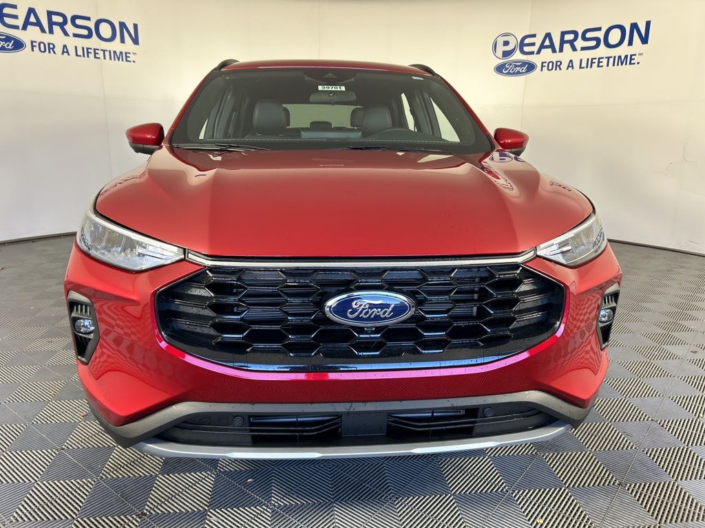 2025 Ford Escape ST-Line Select photo 2