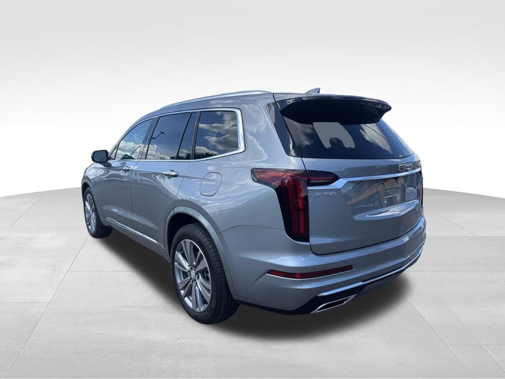 2025 Cadillac XT6 Premium Luxury photo 12