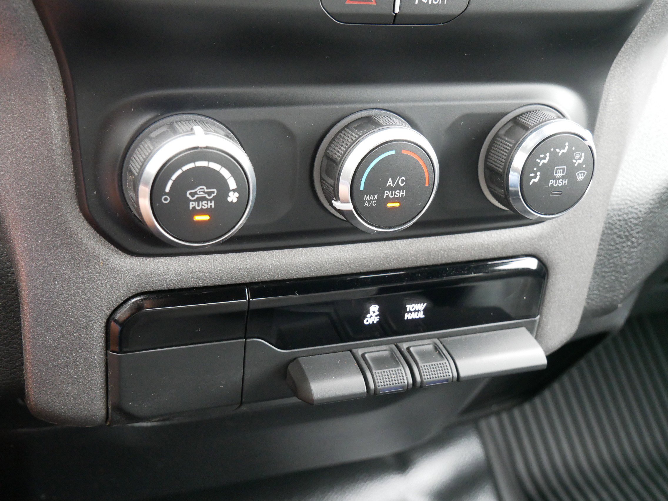 2022 Ram 1500 Tradesman photo 23