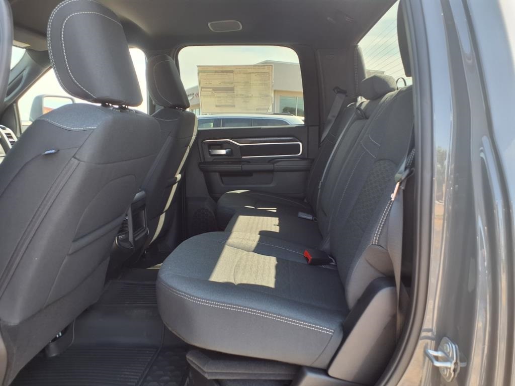 2025 Ram 2500 Big Horn photo 13