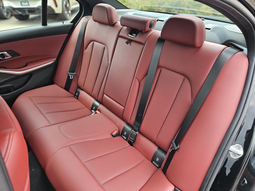 2025 Bmw 330i xDrive photo 19