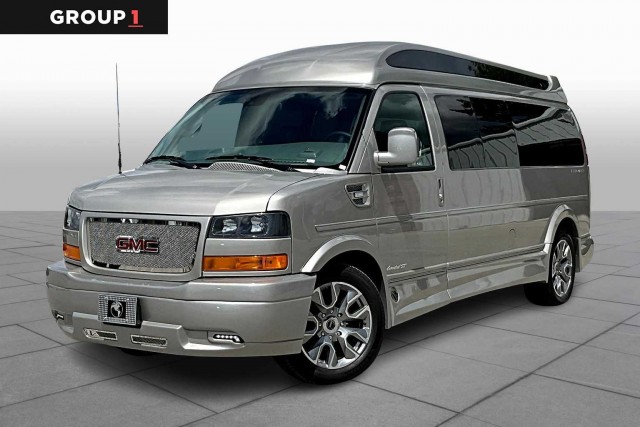 2025 GMC Savana Cargo