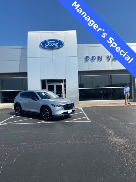 2023 Mazda CX-5 S Premium package