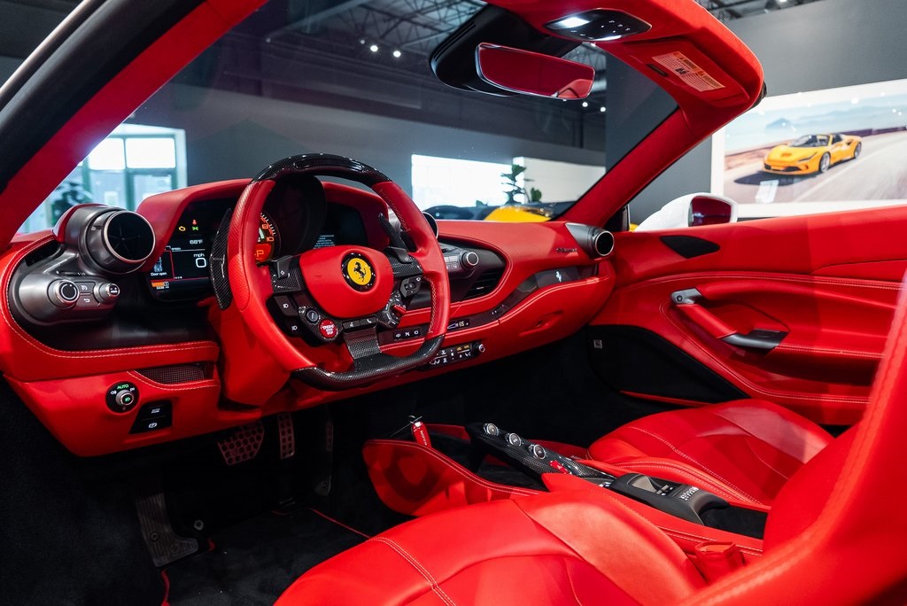 2023 Ferrari F8 Spider Base photo 23